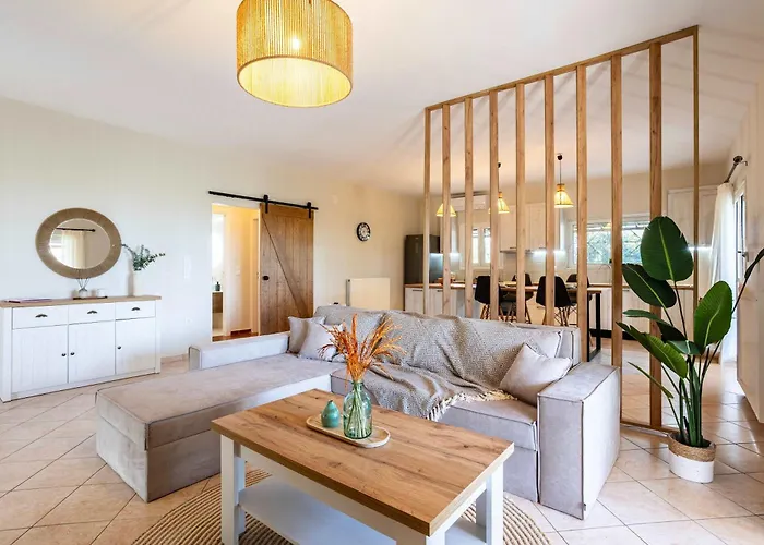 Aelia - Private Garden Retreat Дом отдыха Dharas