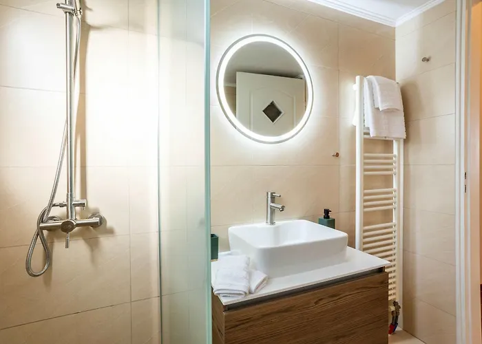 Дом отдыха Aelia - Private Garden Retreat